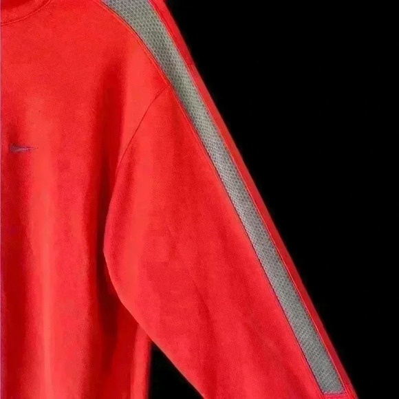 Nike Men’s Waffle-Lined 1/2 Zip Drifit Pullover. Large - Picture 4 of 12